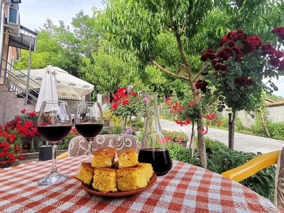 "Pivnica I Smestaj Jovanovic"- Rogljevacke Pivnice Rogljevo Exterior foto