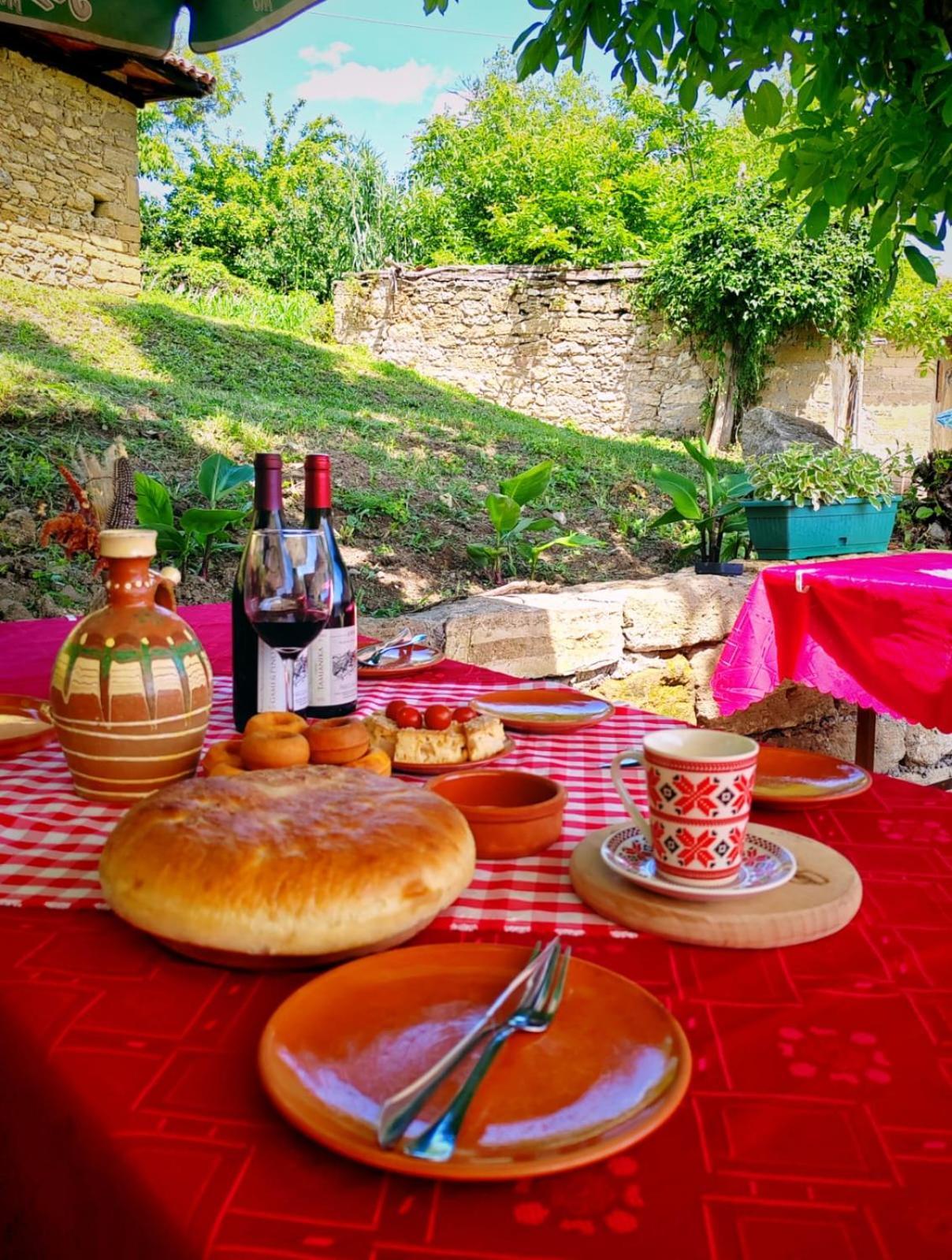 "Pivnica I Smestaj Jovanovic"- Rogljevacke Pivnice Rogljevo Exterior foto